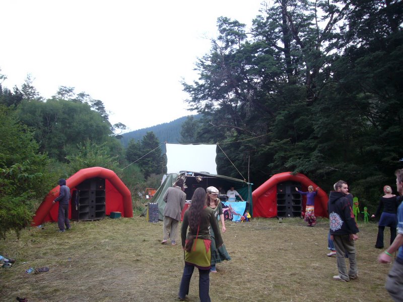 Travel - New Zealand - Aliennation